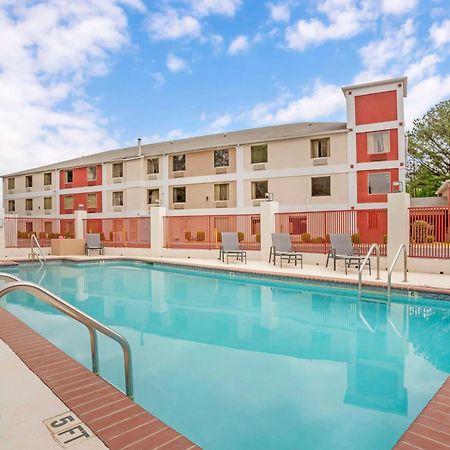 Best Western Gardendale Exterior photo