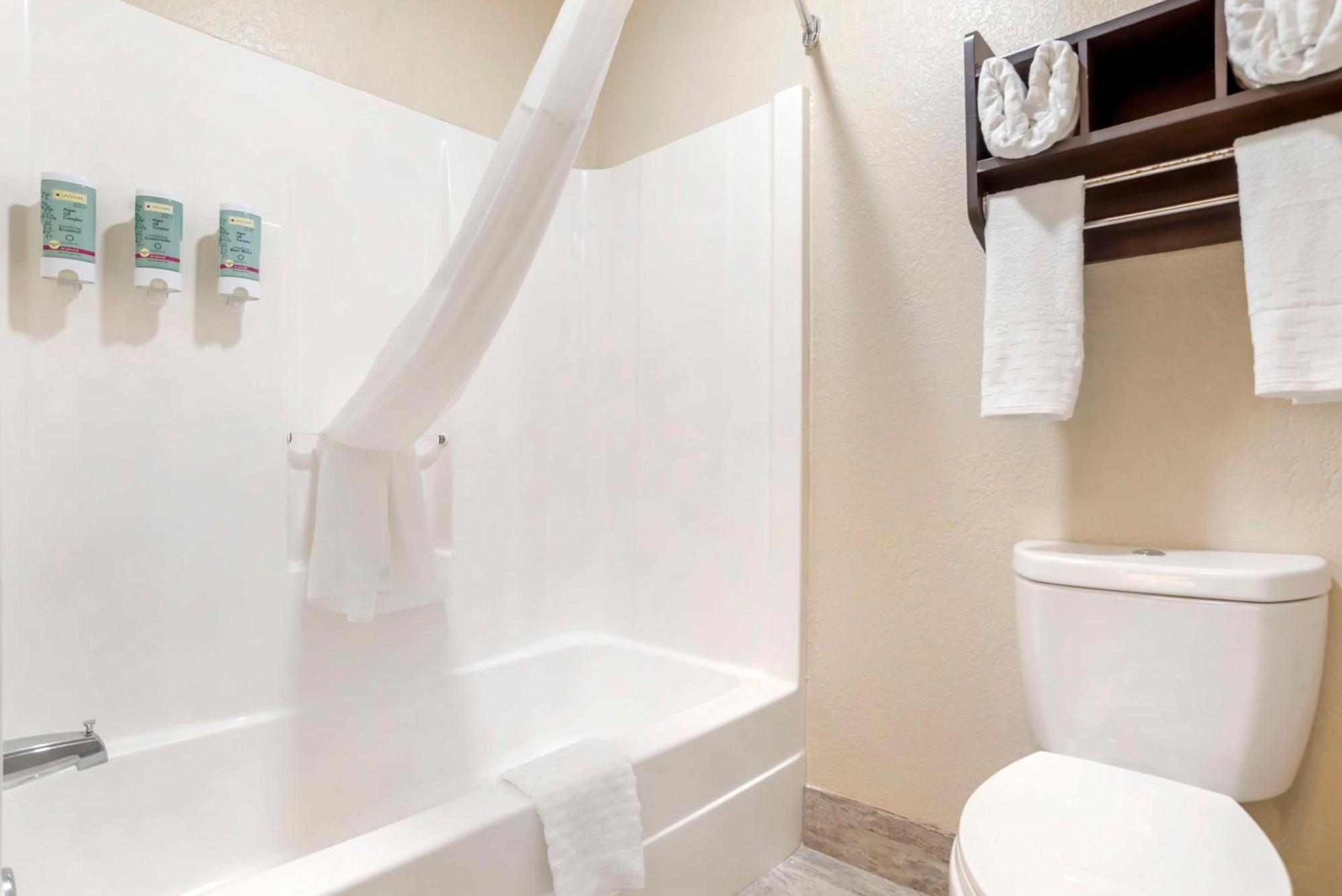 Best Western Gardendale Exterior photo