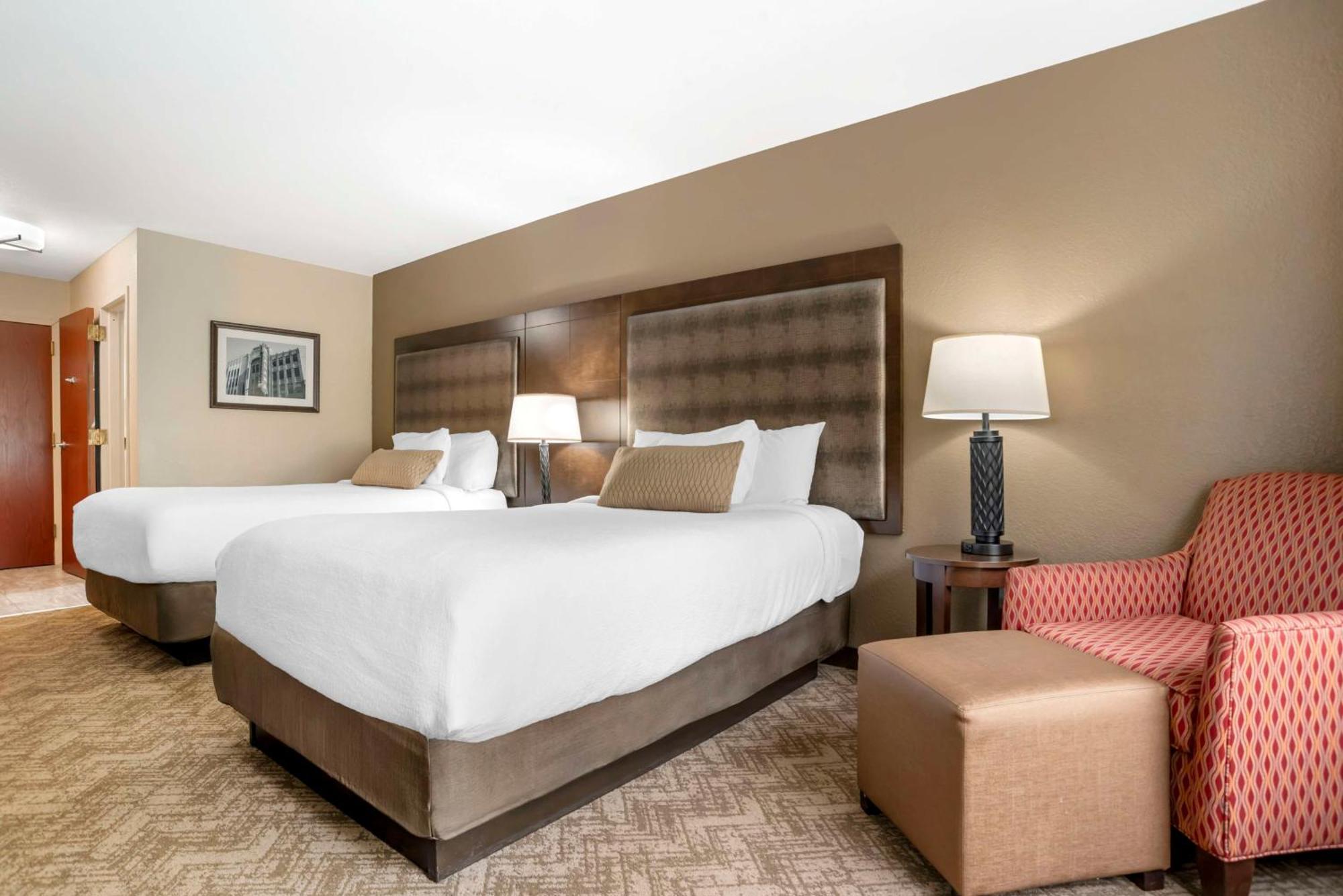 Best Western Gardendale Exterior photo