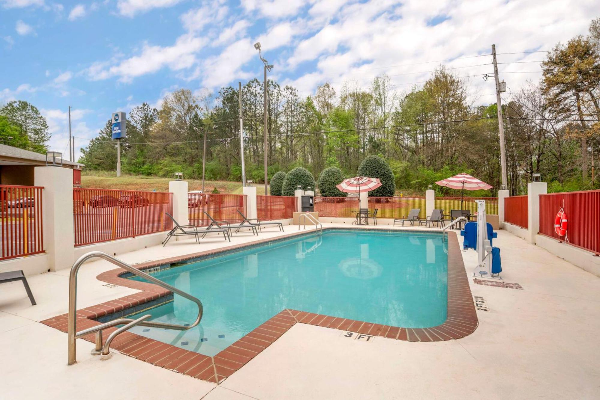 Best Western Gardendale Exterior photo